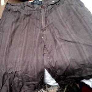 🤡🤡boys hacker spoort &casual brown shorts { m 10-12]